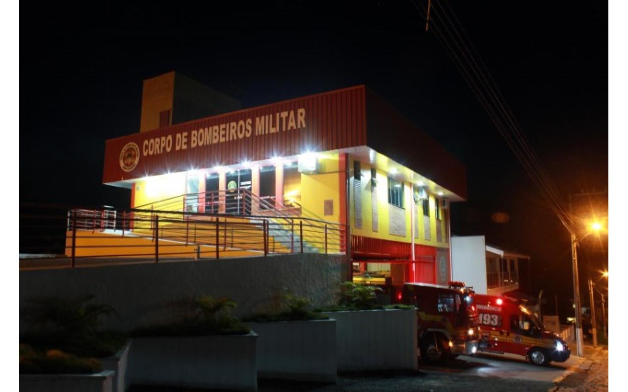 Tenente do Corpo de Bombeiros repassa orientações e cuidados necessários para evitar acidentes durante o verão
