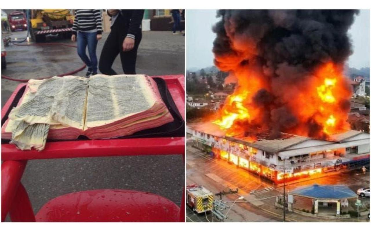 Bíblia resiste a incêndio que destruiu centro comercial em Presidente Getúlio