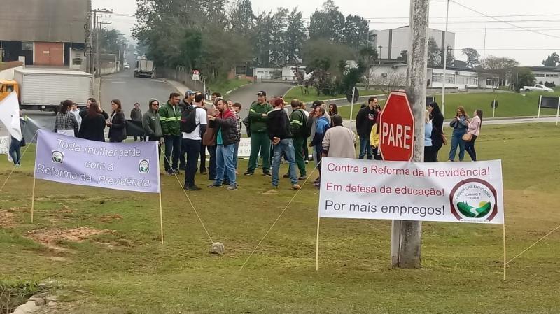 Blumenau e Rio do Sul têm manifestação contra reforma da previdência