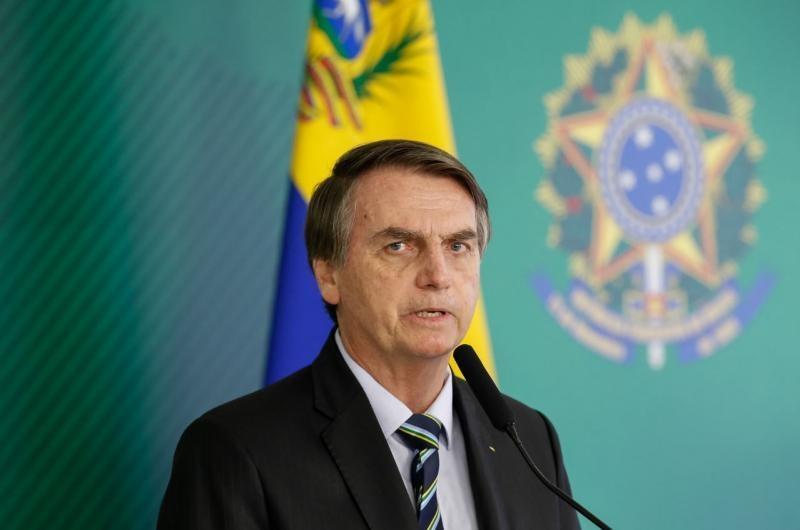 Bolsonaro diz que aposentadoria dos militares não terá distinção de postos ou graduações