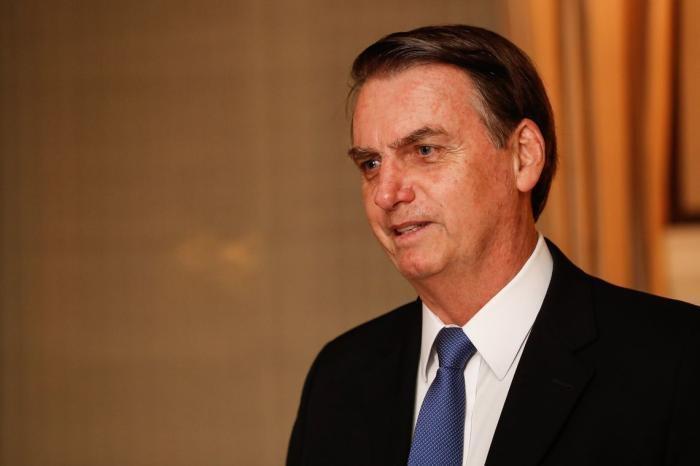 Bolsonaro muda de estratégia sobre flexibilização de armas, mas mantém pontos polêmicos