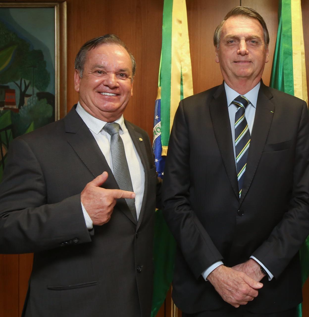 Bolsonaro recebe bancada catarinense nesta quinta (15) 