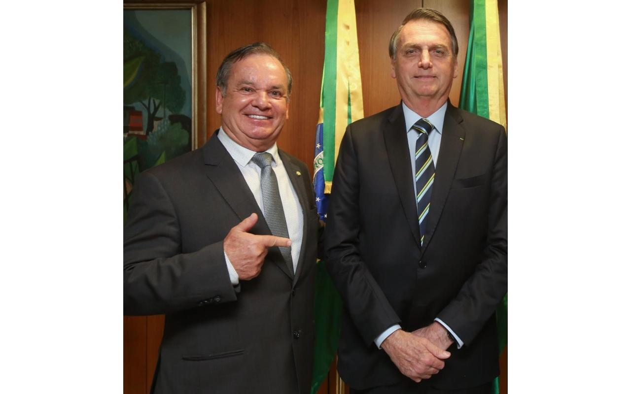 Bolsonaro recebe bancada catarinense nesta quinta (15) 