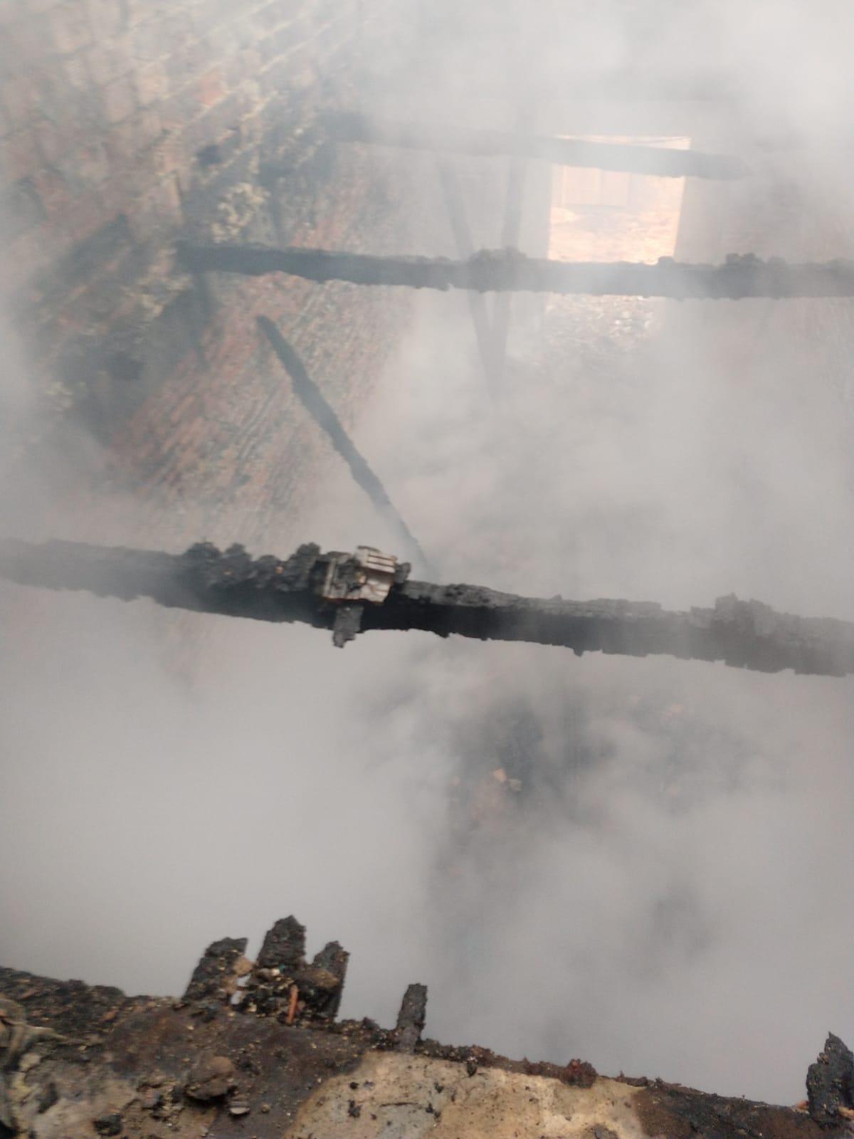 Bombeiros de Rio do Sul e Ituporanga atendem incêndio em frigorífico em Aurora