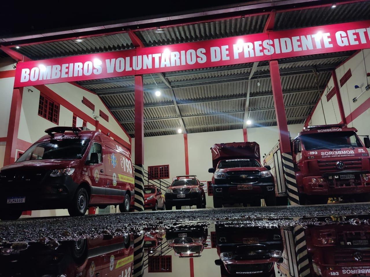 Bombeiros Voluntários são acionados para auxiliar em ataque de abelhas