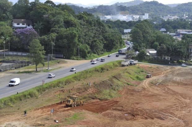 BR-470 será interditada para detonação de rochas nesta terça em Blumenau