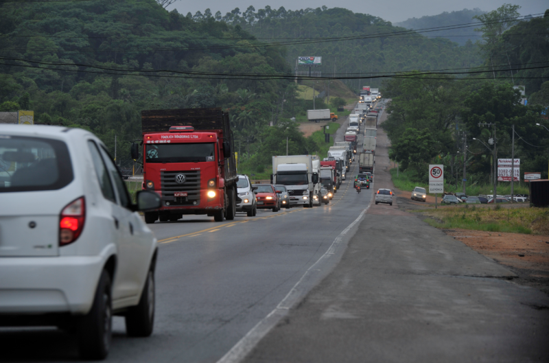 BR-470 tem lombadas eletrônicas removidas por tempo indeterminado