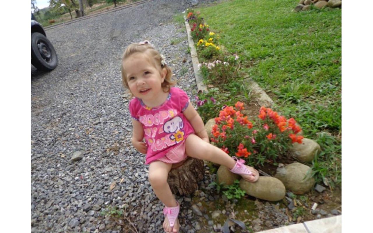 Menina de 3 anos morre após ser atropelada em Imbuia