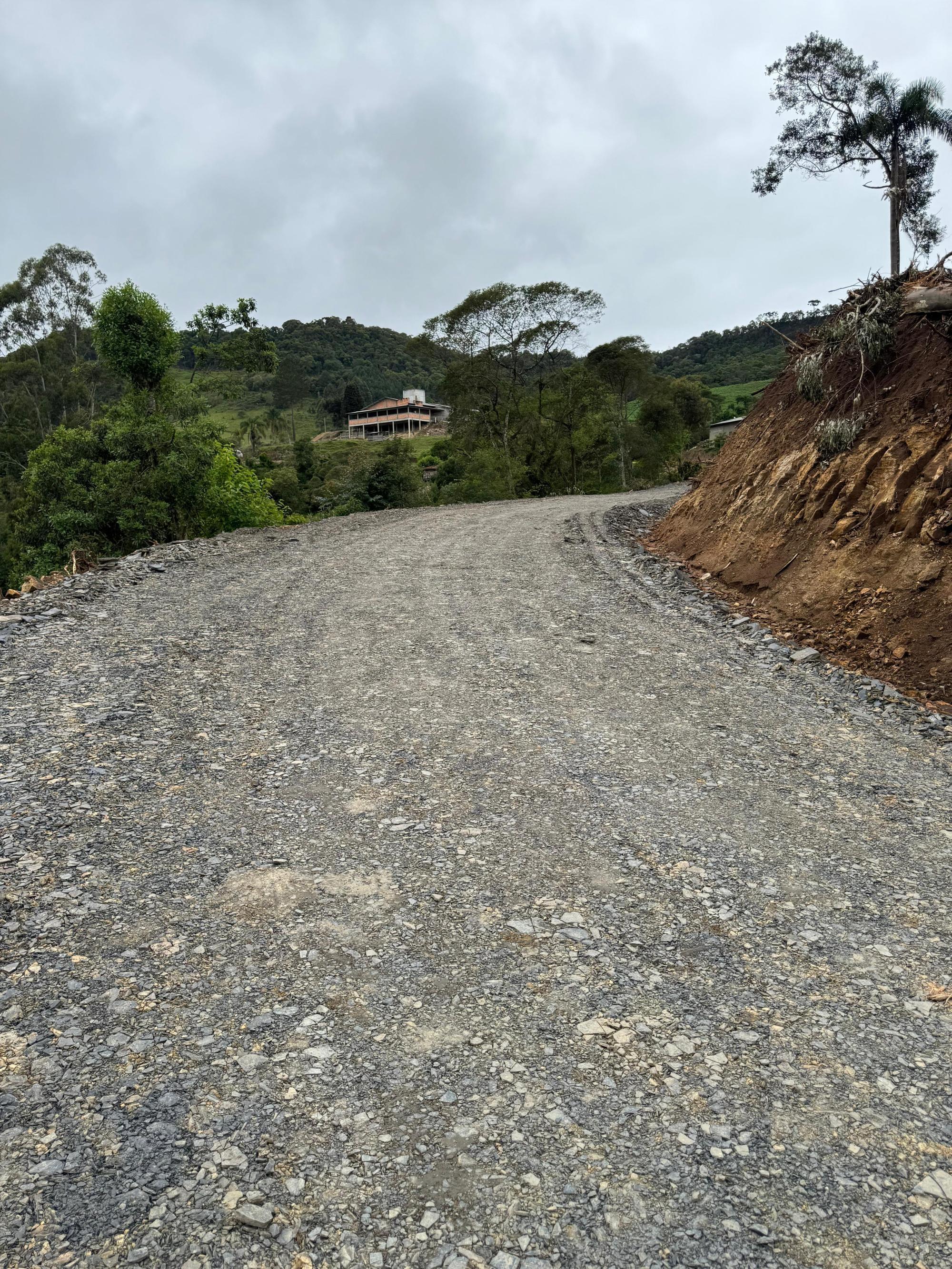 Câmara de Alfredo Wagner trata de projetos de transparência e das obras na estrada do Barro Preto