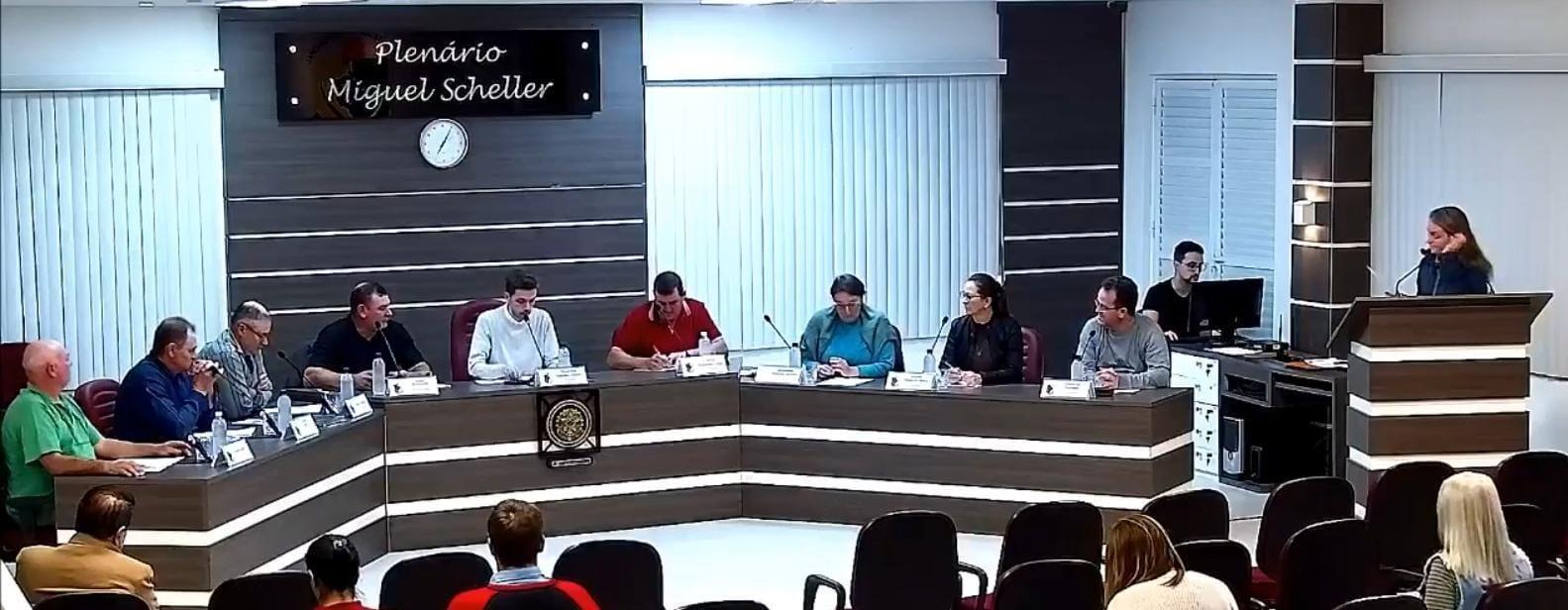 Câmara de Atalanta destaca projetos, emendas e apoio a alunos com autismo