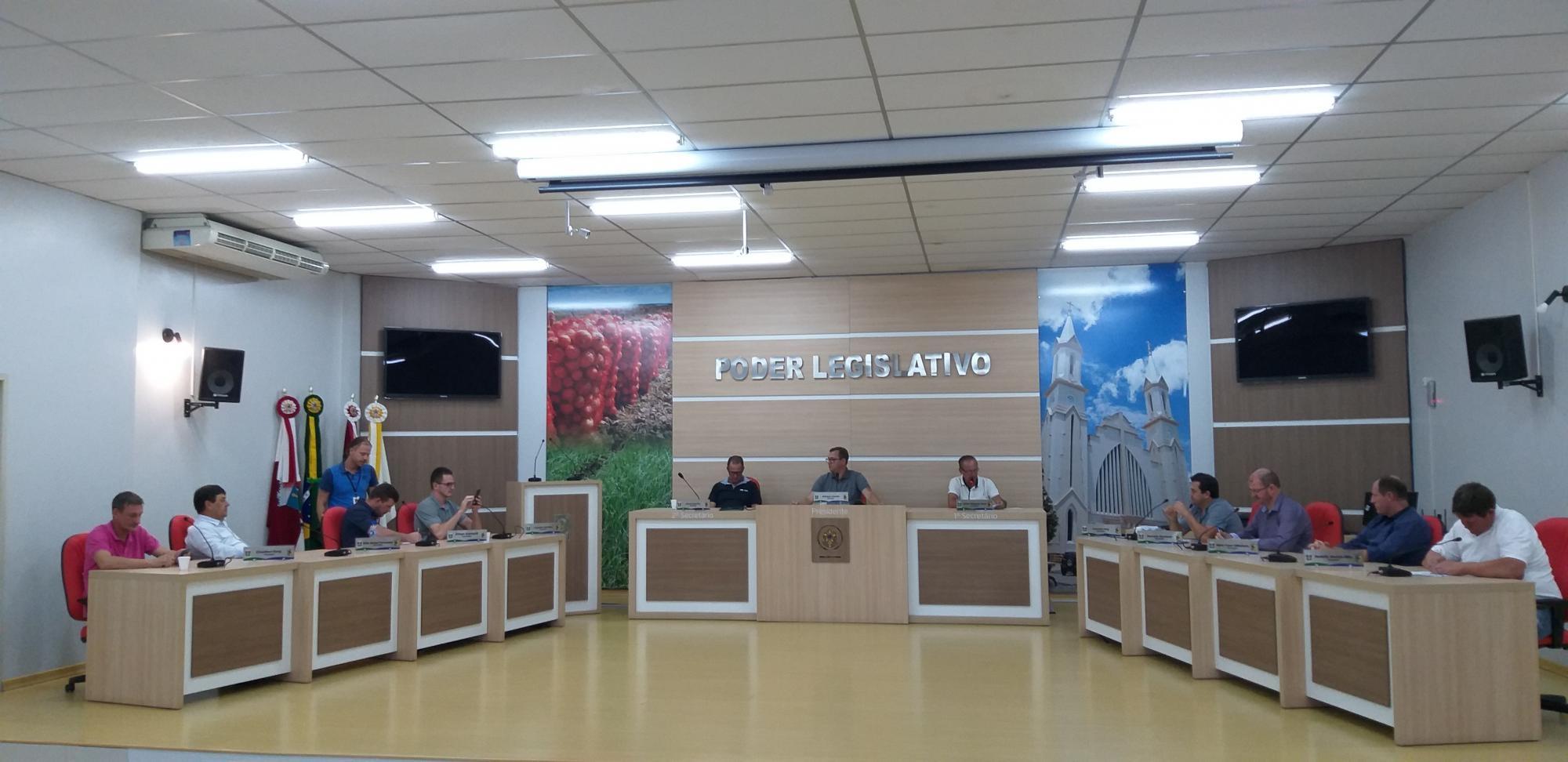 Câmara de Vereadores de Ituporanga acata decisão do TJ e encerra Comissão Processante que estava em andamento