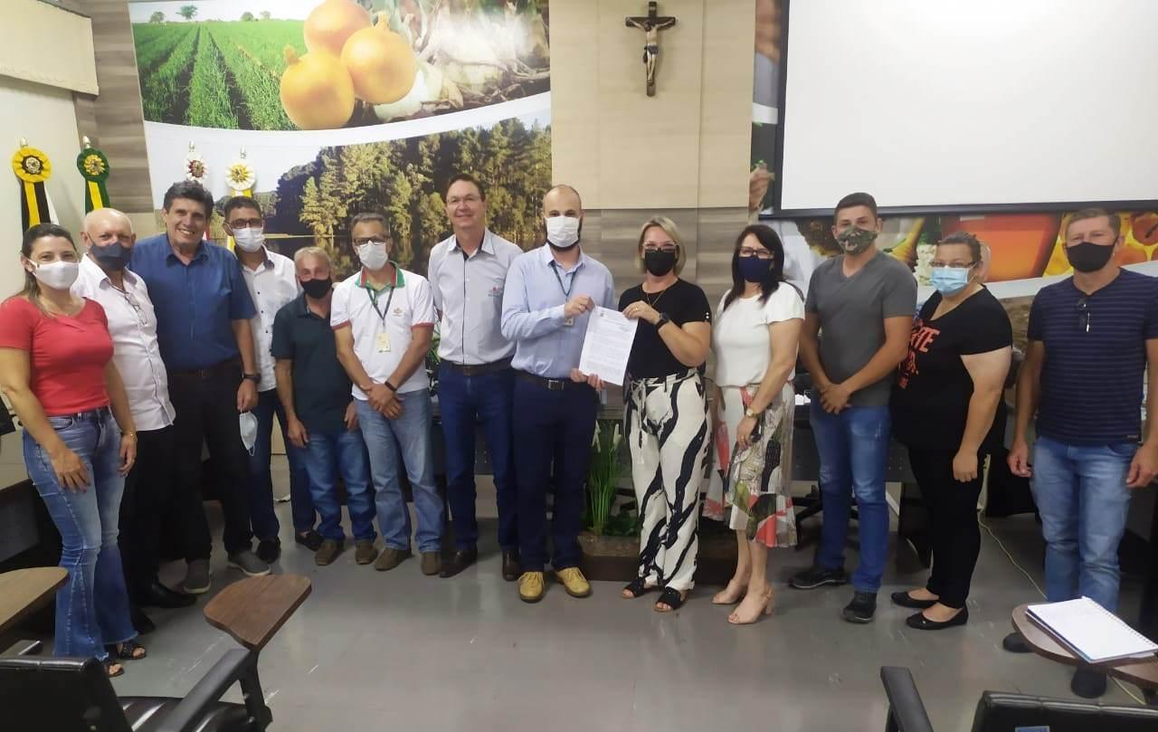 Câmara de Vereadores de Petrolândia presta homenagem aos 30 anos da Epagri