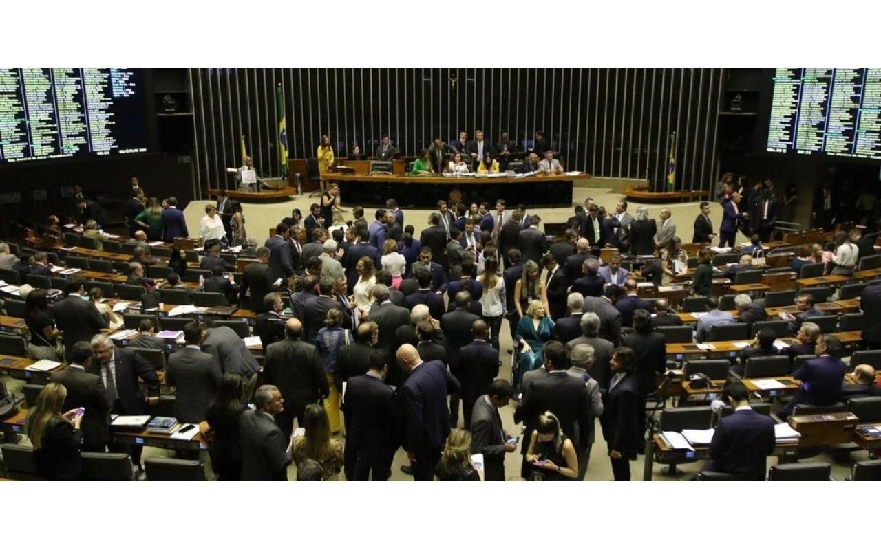 Câmara dos Deputados inicia debates sobre possível adiamento das eleições municipais