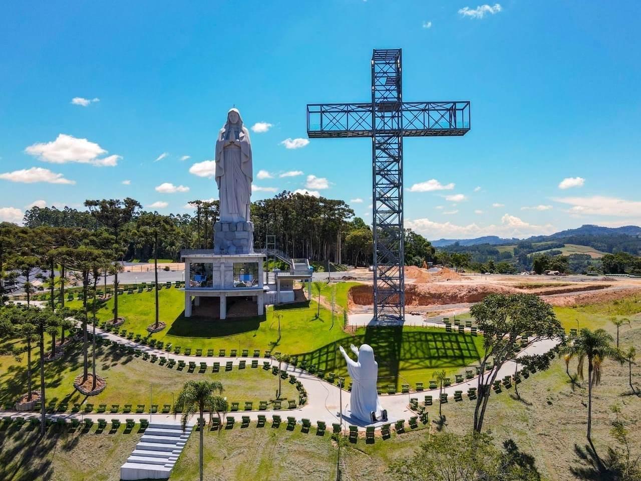 Caminhos do Louvor: Projeto que liga santuários de Ituporanga e Nova Trento é apresentado durante reunião
