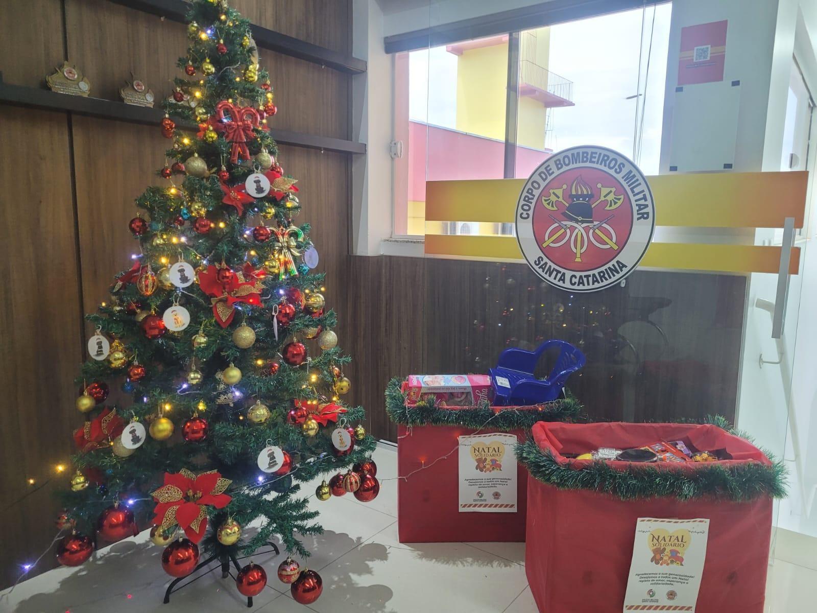 Campanha Natal Solidário do 13º BPM e Bombeiros de Rio do Sul arrecada brinquedos 