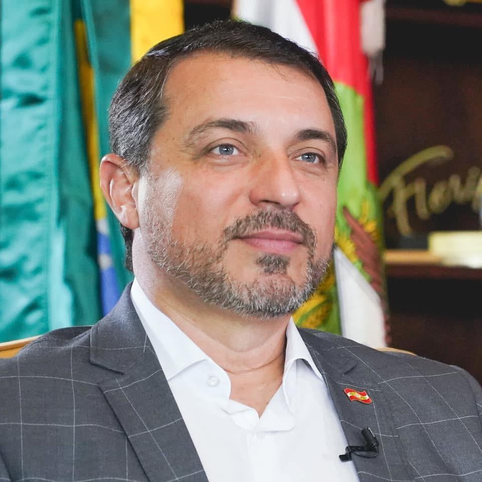 Carlos Moisés é o primeiro governador de SC a sair sem aposentadoria vitalícia 