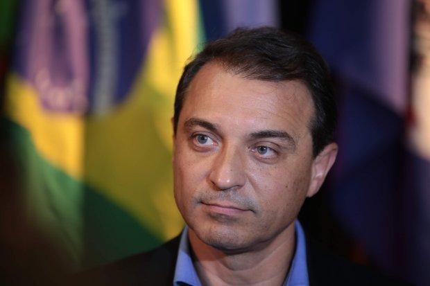 Carlos Moisés já tem votos suficientes para voltar ao cargo de governador de SC