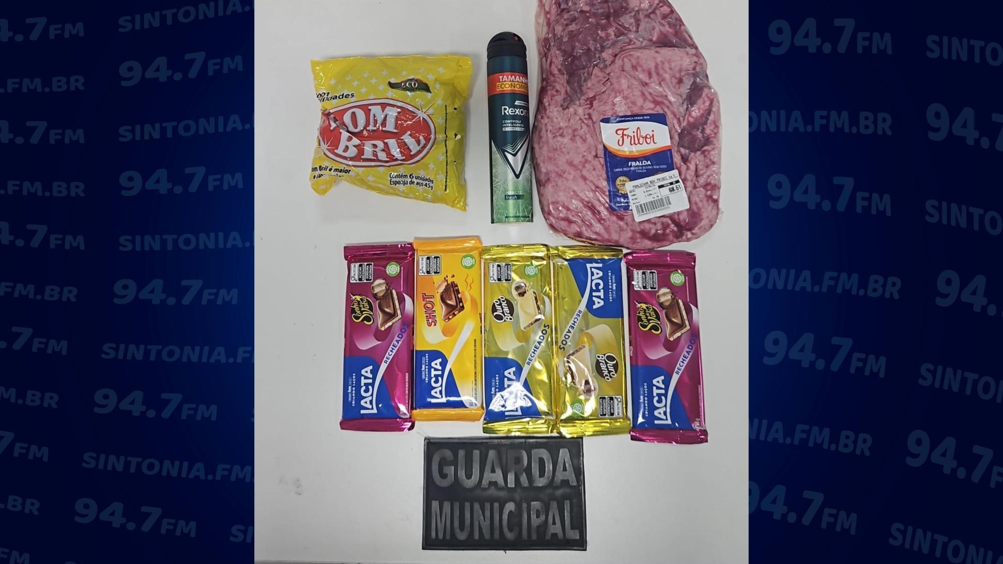 Carne, chocolates, desodorante e Bom Brill são furtados em Rio do Sul