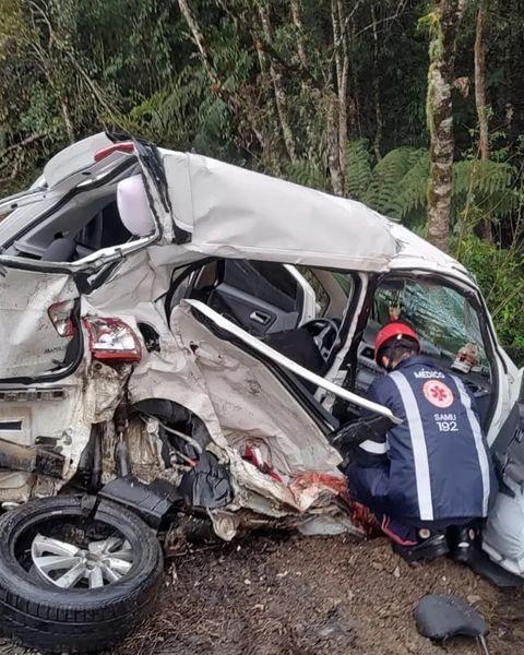 Casal perde a vida em grave acidente na BR-282