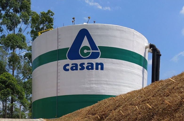 Casan orienta consumidores para uso consciente da água
