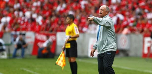 Caiu todo mundo! Felipão pede demissão e deixa o Grêmio 