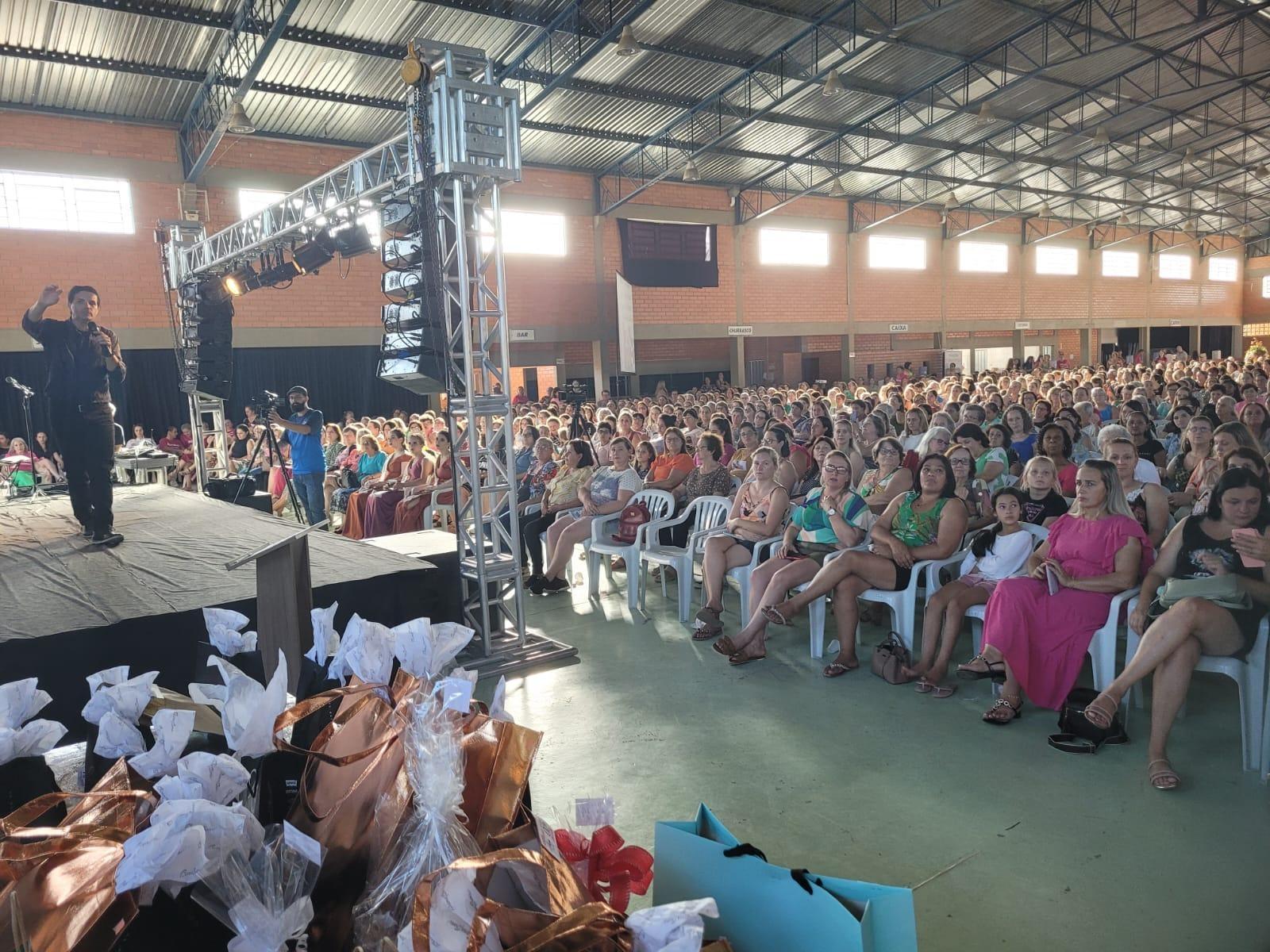 Cerca de 1250 mulheres prestigiam o evento “Ituporanga por Elas”