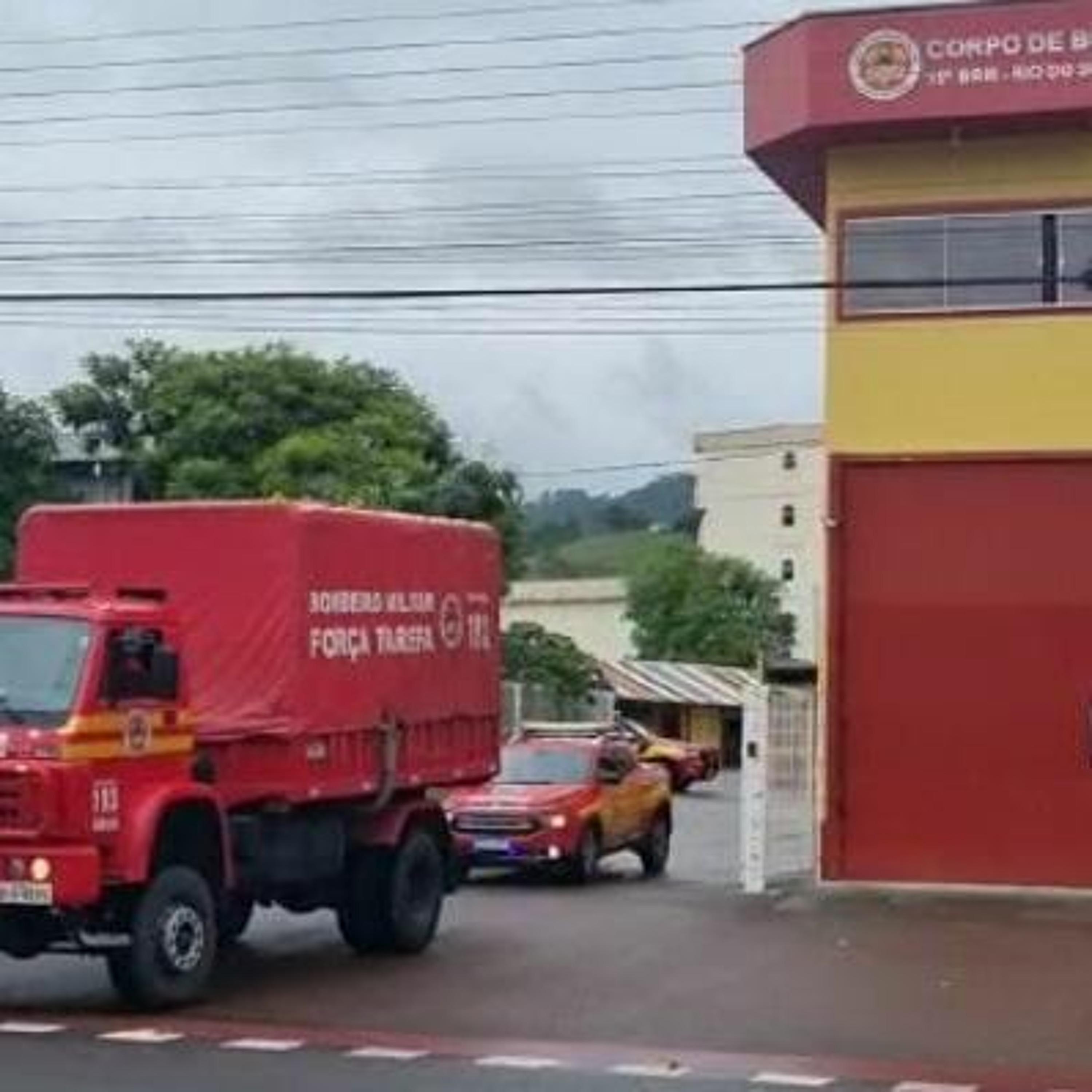 CHUVA: Força Tarefa do Batalhão do Corpo de Bombeiros de Rio do Sul parte para prestar auxílio no Litoral Norte