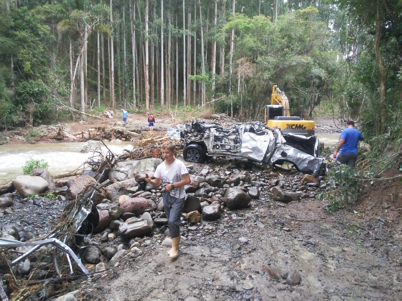 Chuvas causam prejuízos na malha viária de Alfredo Wagner