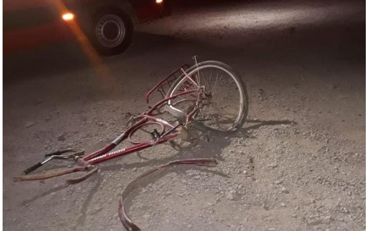 Ciclista morre após ser atingido por carro na BR-470, no Alto Vale; motorista fugiu