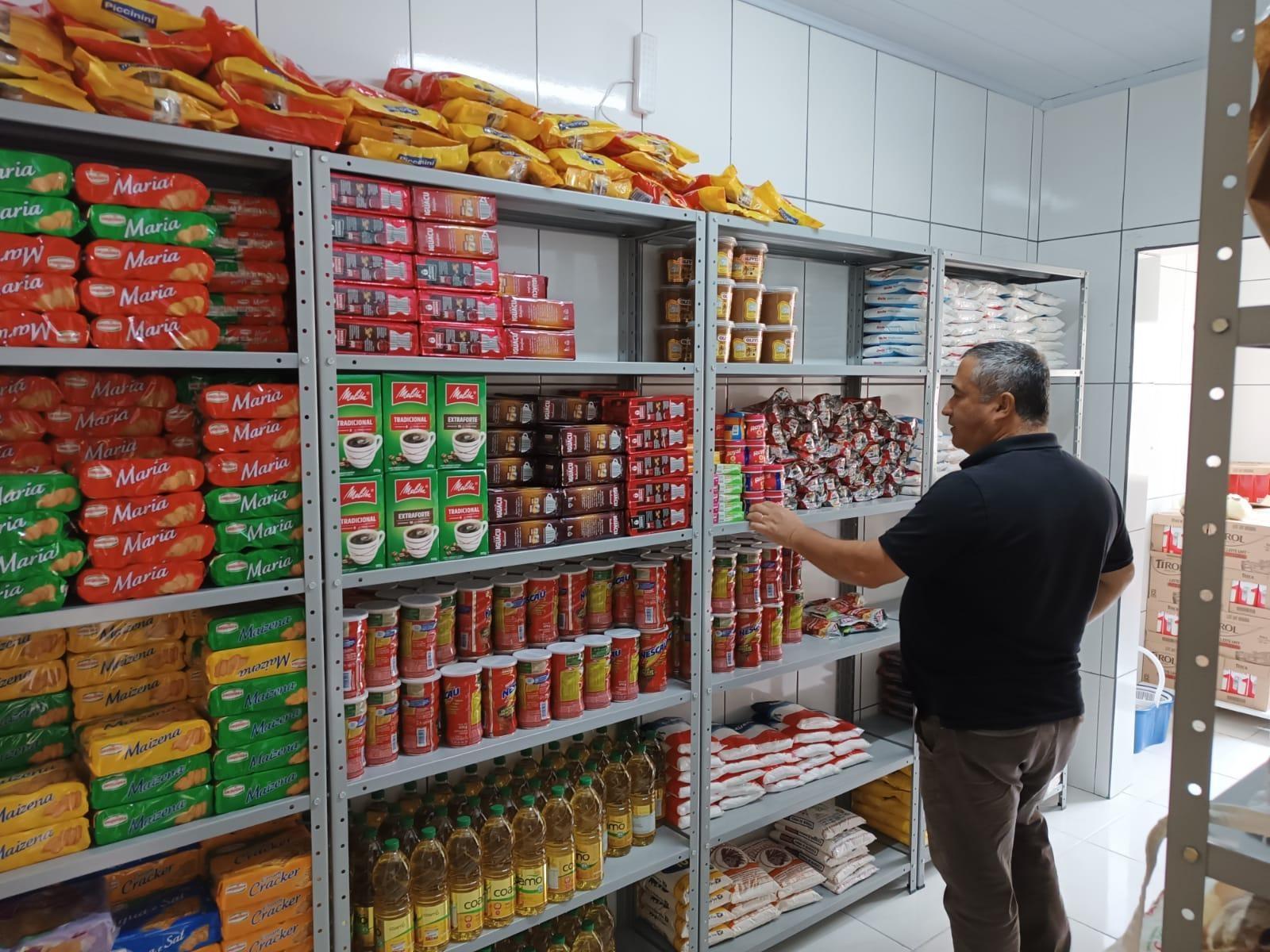 Colégio de Passo da Limeira em Alfredo Wagner é beneficiada com nova cozinha