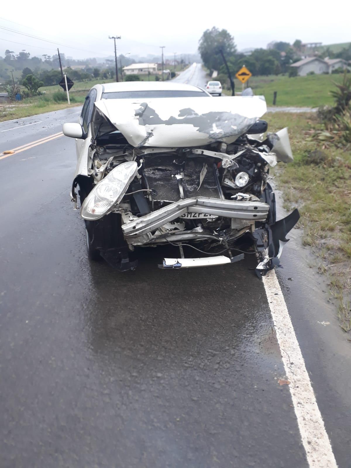 Colisão na SC-110 em Rio Antinhas deixa idoso ferido