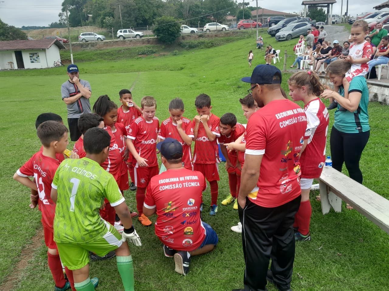 Colorado Esporte Clube encerra novembro com jogos equilibrados e grande participação das famílias