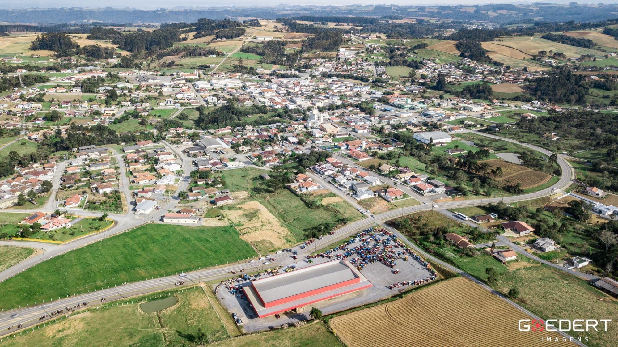 Comércio de Imbuia vai atender em horário especial