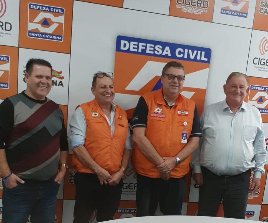 Comitiva de Petrolândia busca recursos para o município em Florianópolis