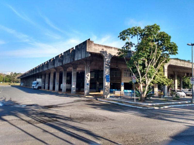 Convite para ‘encontro’ com casal termina com homem espancado e assaltado no Vale do Itajaí 