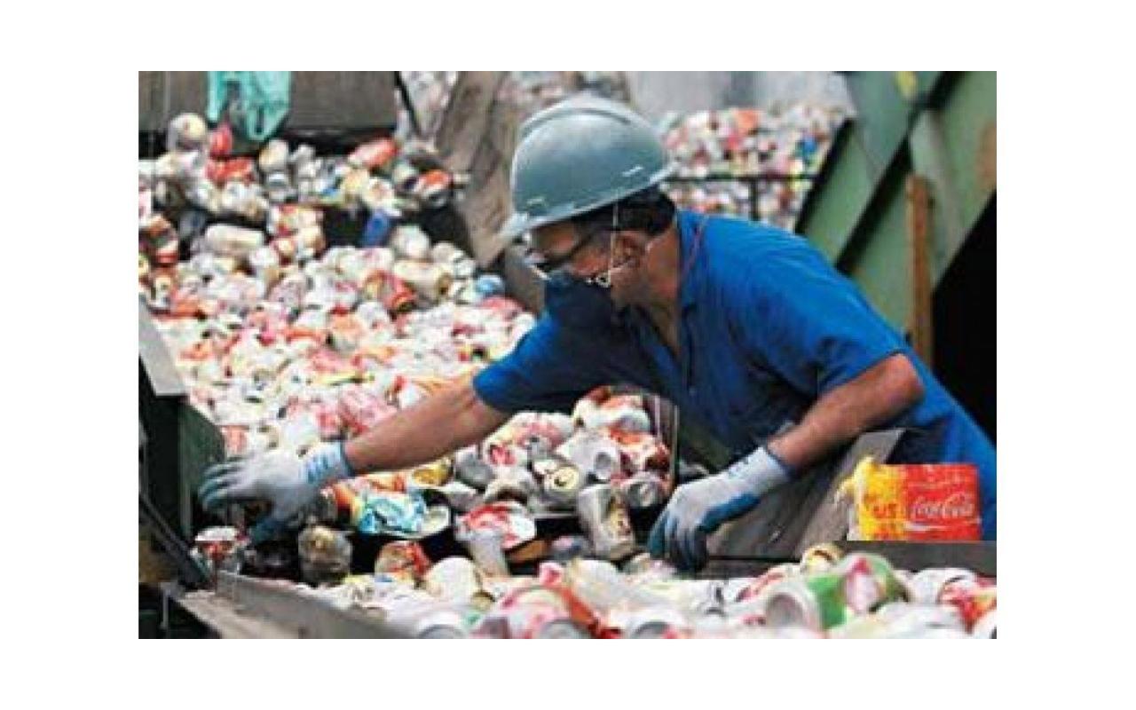 Cooperativa de catadores pede fiscalização na coleta de lixo reciclável em Ituporanga