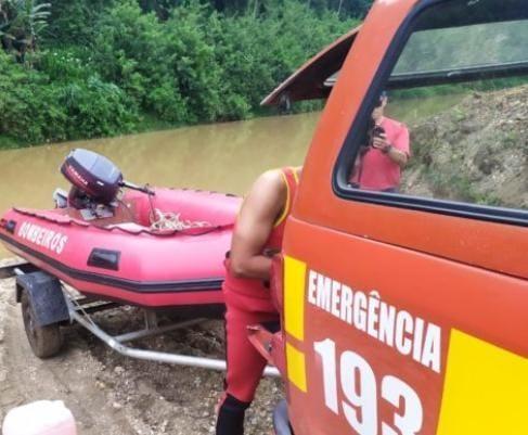 Corpo de Bombeiros de Rio do Sul resgata corpo no rio Itajaí do Sul
