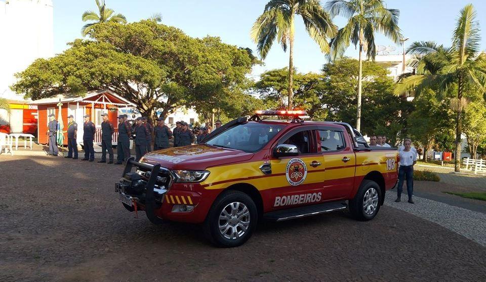 Corpo de Bombeiros Militar de Ituporanga recebe novo veículo