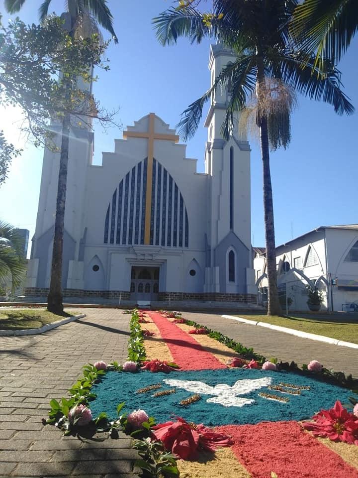 Corpus Christi: Tapetes são montados no Centro de Ituporanga