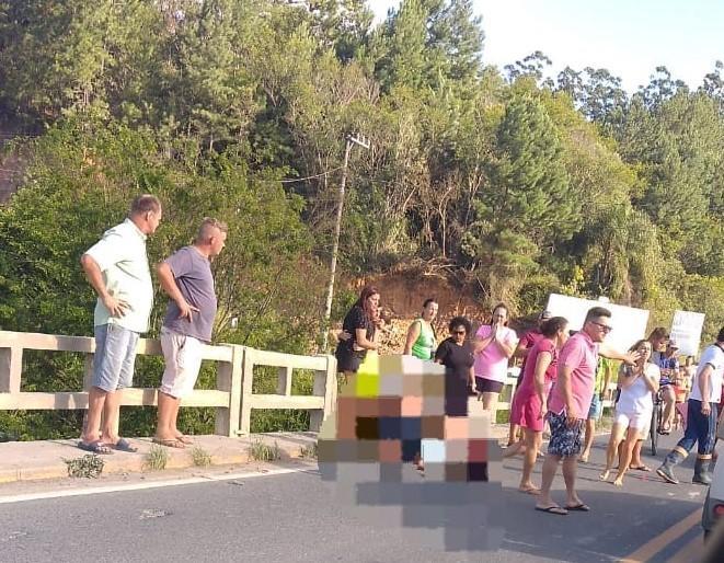 Criança é atropelada na SC-350 e encaminhada ao hospital com suspeita de traumatismo craniano grave