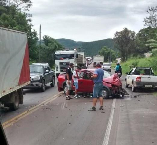 Folga prolongada de carnaval inicia com morte na BR470