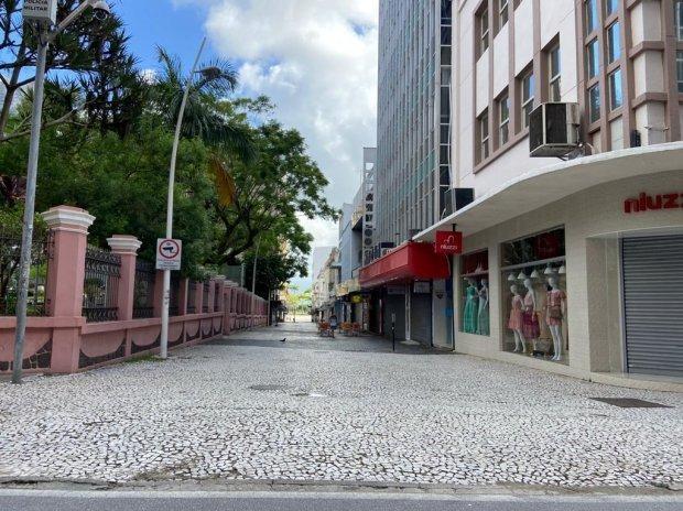 Decreto do Governo do Estado prorroga medidas sanitárias e restringe mais atividades 