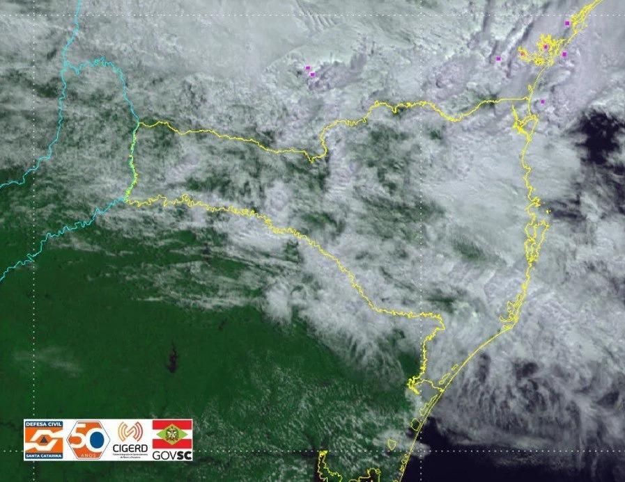 Defesa Civil alerta que nível do rio poderá chegar a 11 metros em Rio do Sul até segunda-feira (09)