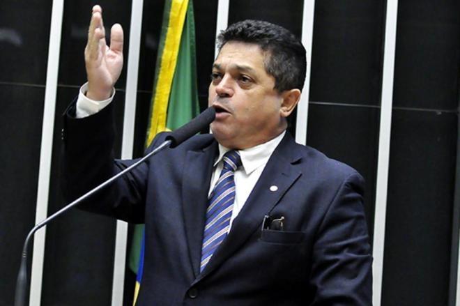 Deputado João Rodrigues se despede nas redes sociais antes de voltar para a prisão
