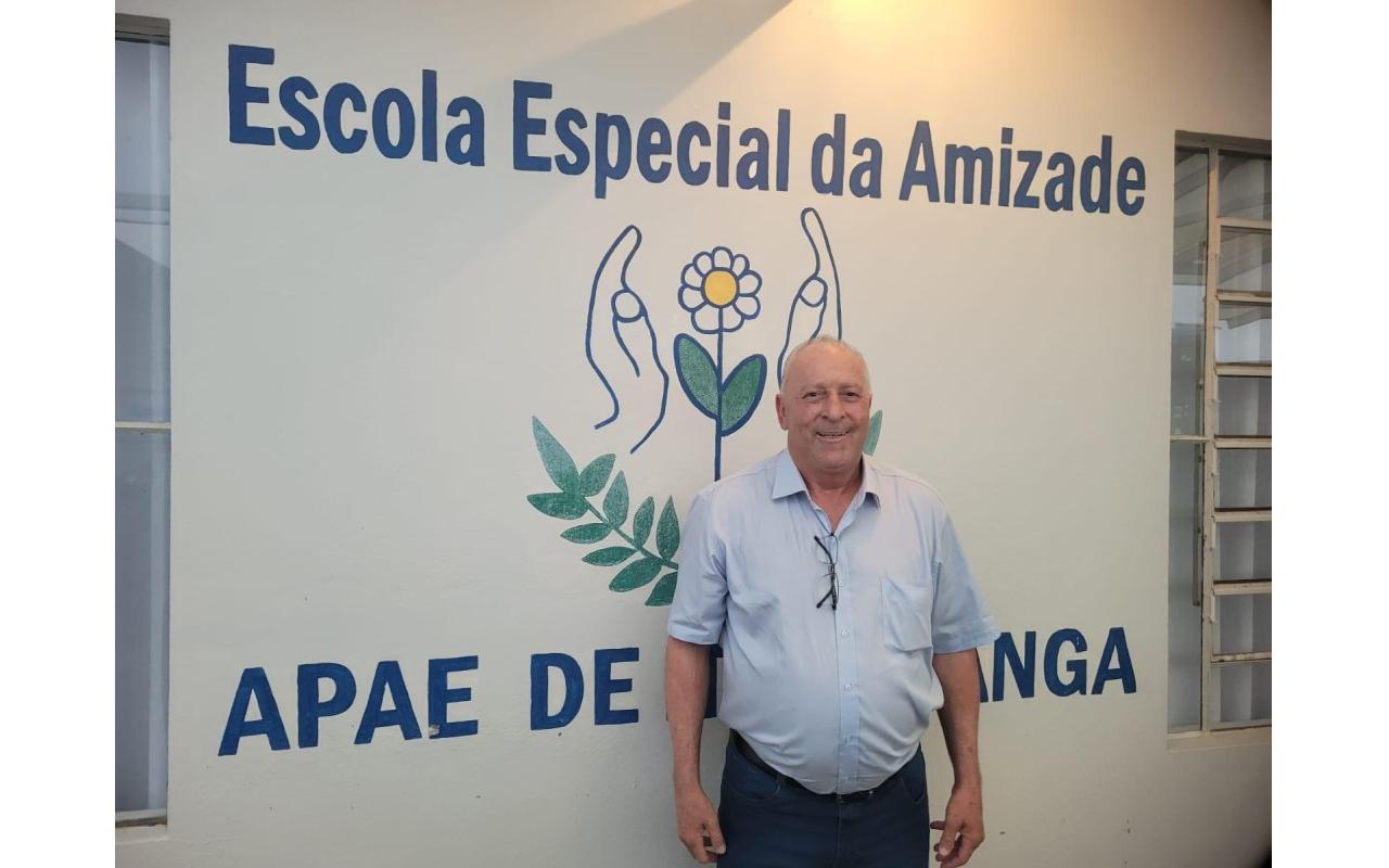 Deputado Oscar Gutz cumpre agenda em Ituporanga e se compromete em buscar recursos para a APAE