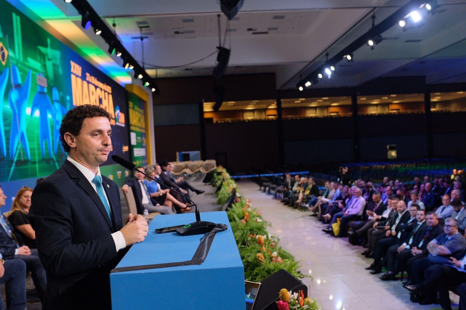 Deputado Rafael Pezenti quer ressarcimento a prefeituras por obras emergenciais