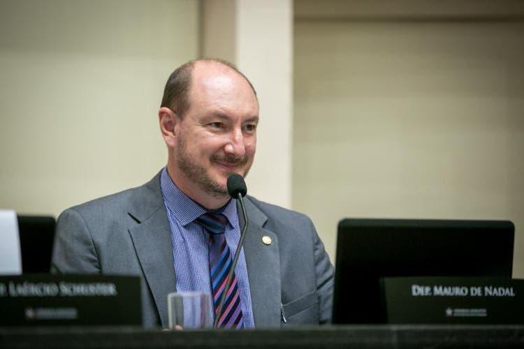 Deputados elegem Mauro de Nadal novo presidente da Assembleia Legislativa do Estado de Santa Catarina