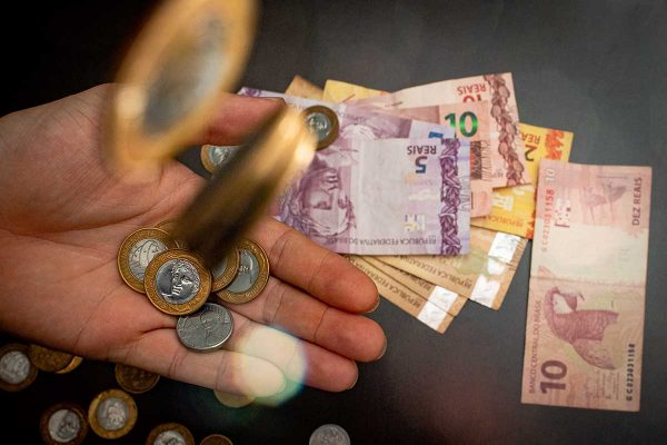 Dinheiro falso é passado em lanchonete de Ituporanga