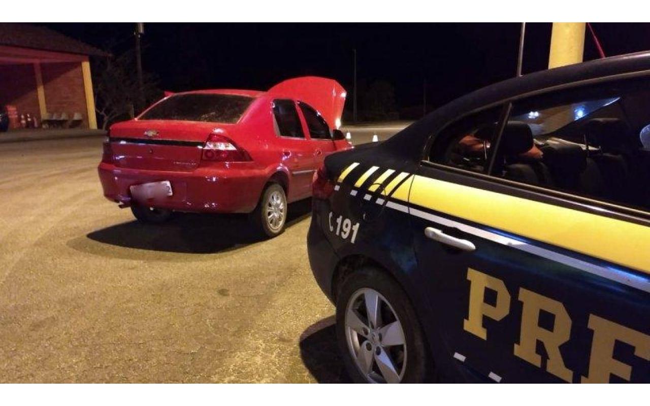 Dois automóveis roubados são recuperados em menos de 12 horas na BR-282 em Rancho Queimado