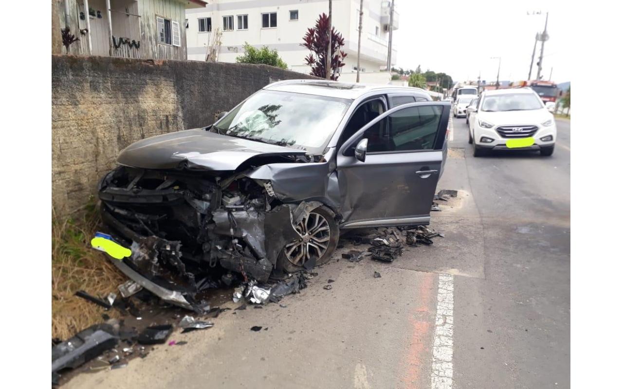 Duas pessoas ficam feridas em acidente de trânsito em Rio do Sul